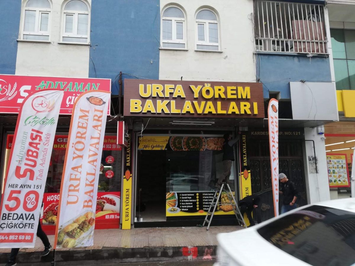 Batman Urfa Yörem Baklavaları Tabela
