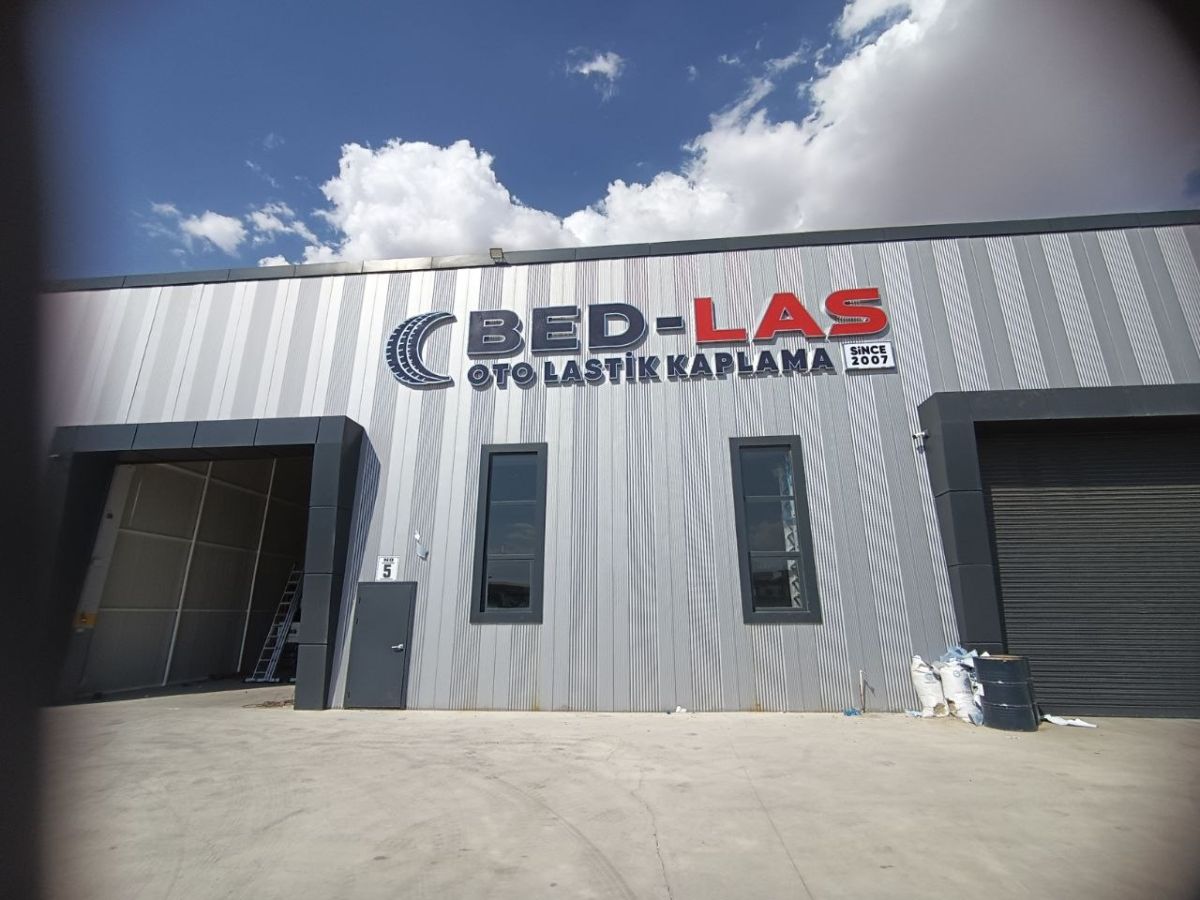 BED-LAS OTO LASTİK KAPLAMA IŞIKLI TABELA