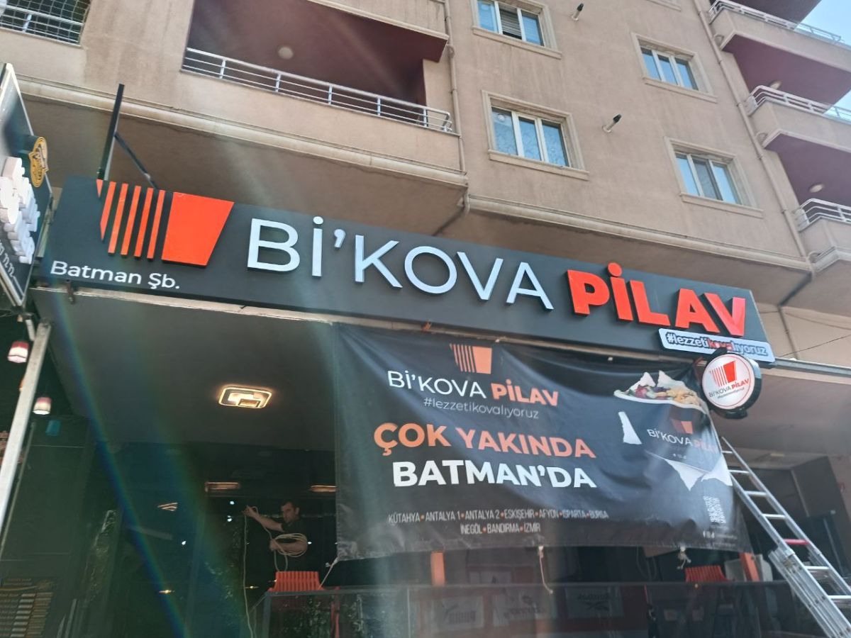 Bİ KOVA PİLAV IŞIKLI KUTU HARF TABELA