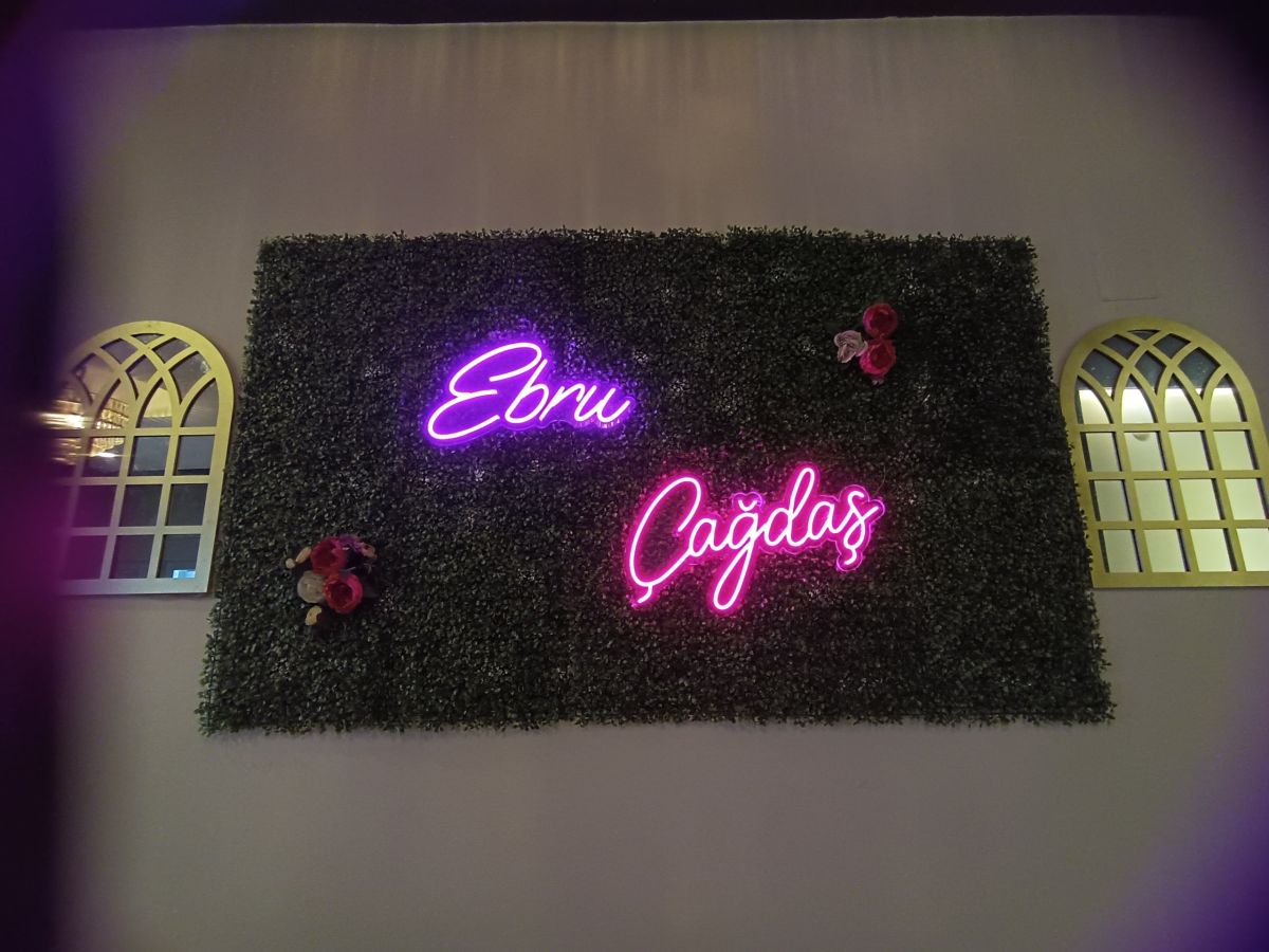 EBRU ÇAĞDAŞ IŞIKLI NEON TABELA