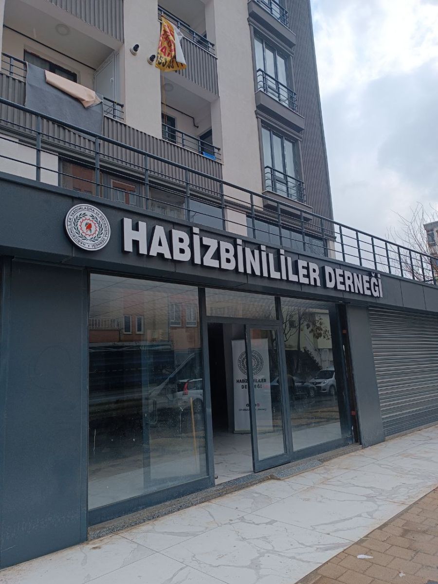 HABİZBİNİLER DERNEĞİ IŞIKLI KUTU HARF TABELA