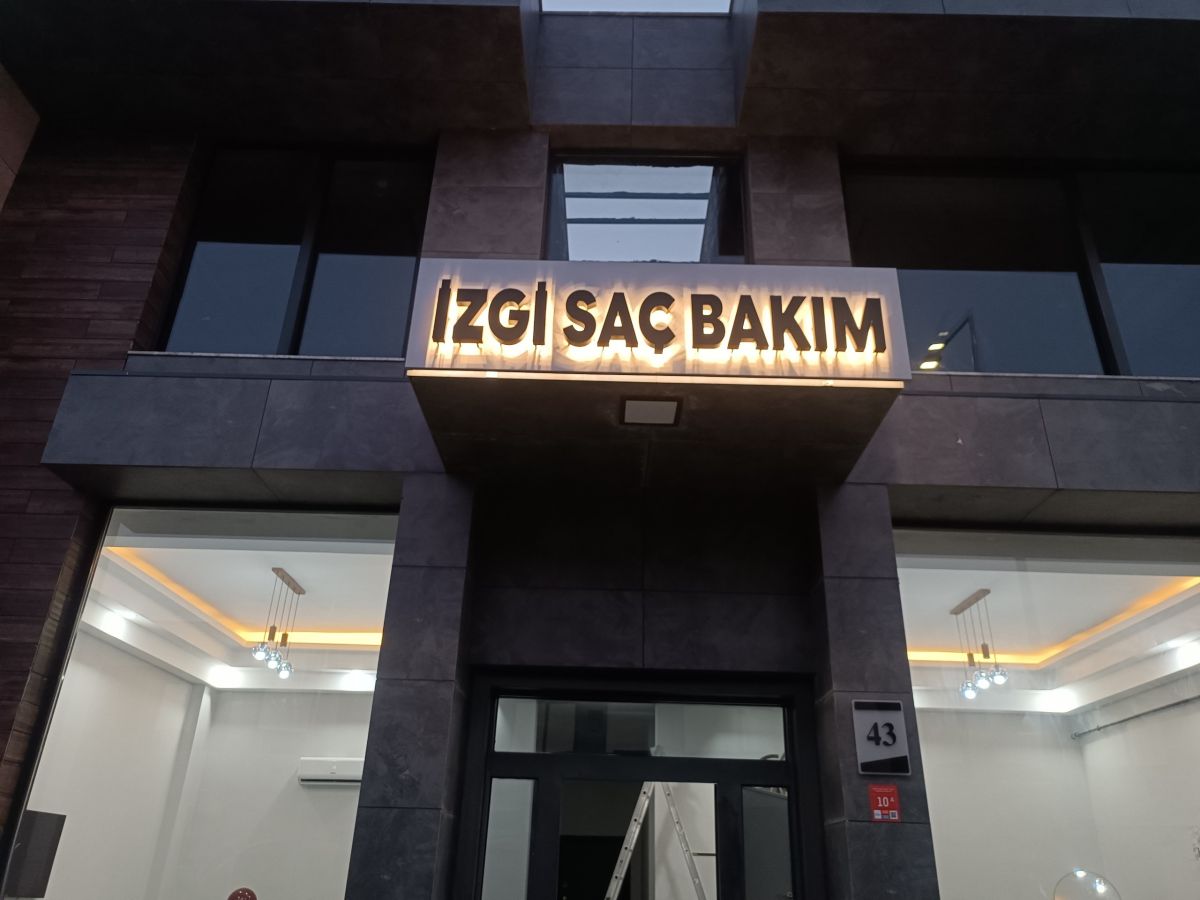 İZGİ SAÇ BAKIM IŞIKLI KUTU HARF TABELA