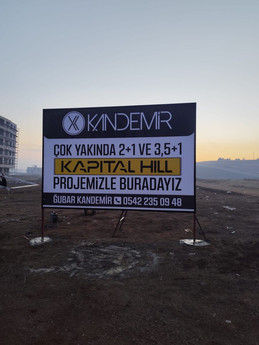 KA3 KANDEMİR GERME AYAKLI VİNİL TABELA