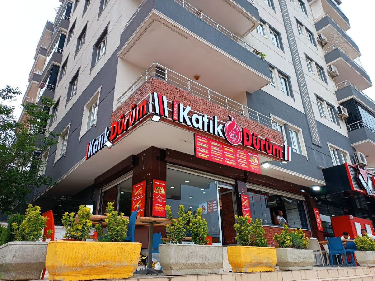 KATIK DÜRÜM IŞIKLI KUTUHARF