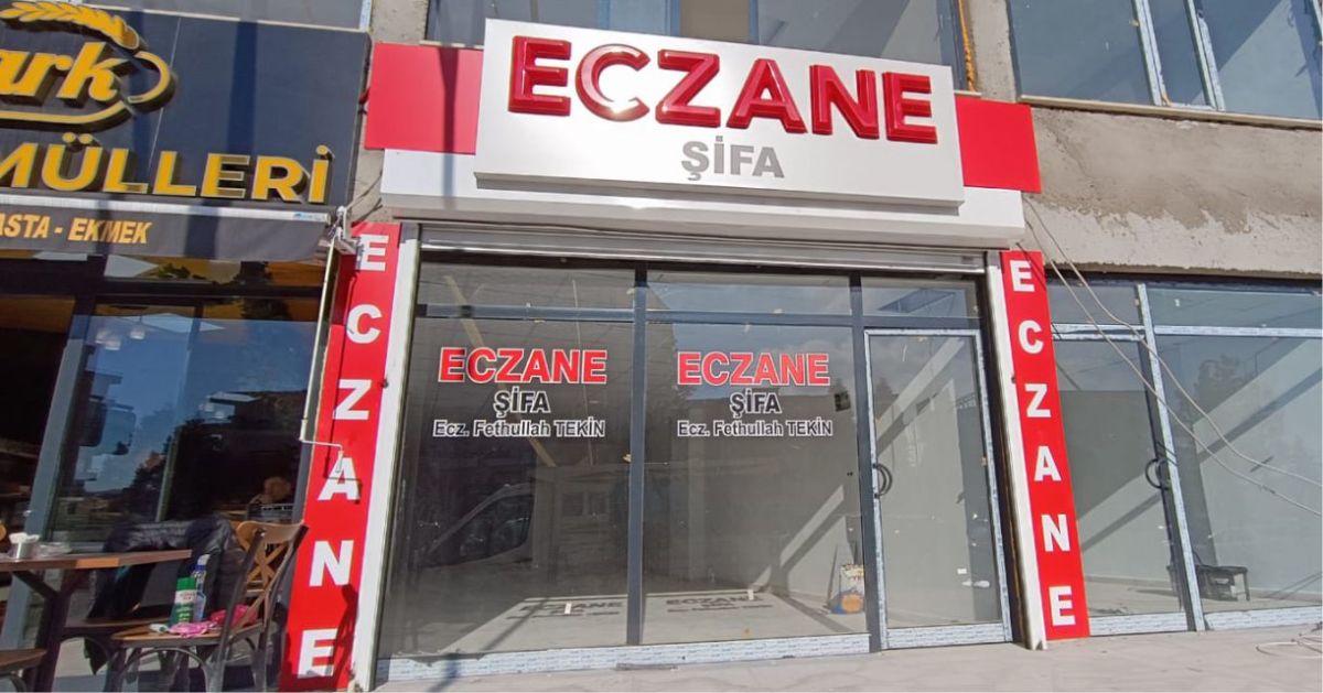 Kozluk Şifa Eczanesi Tabela