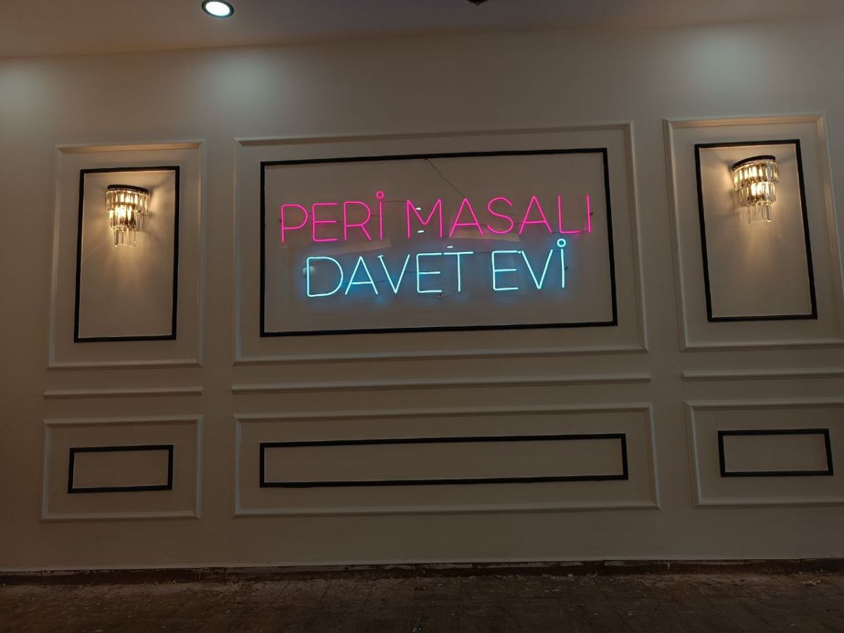 Peri Masalı Davet evi Neon Tabela