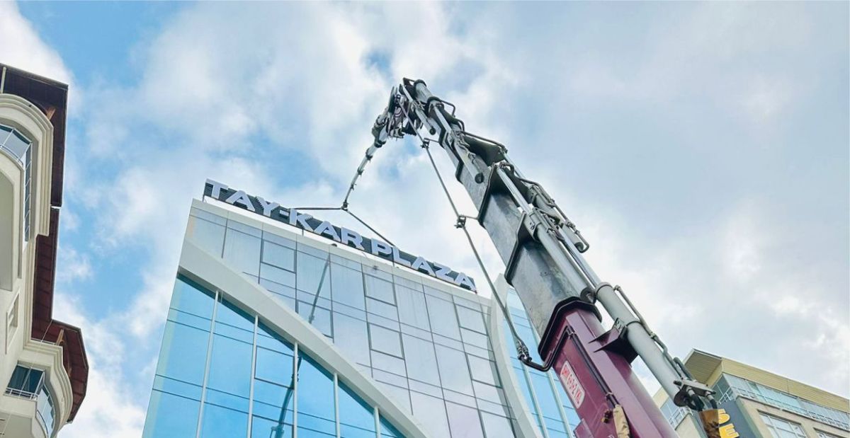 Taykar Plaza Kutu Harf Tabela