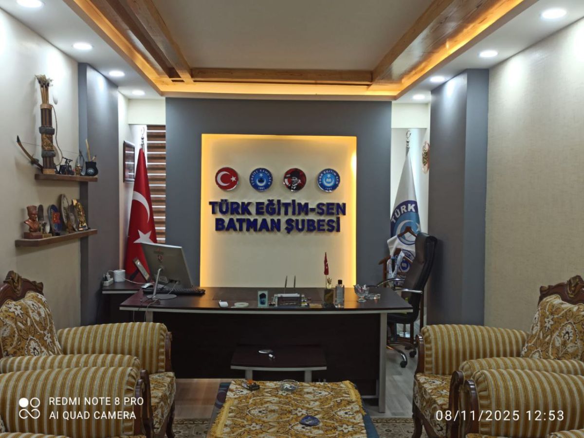 TÜRK EĞİTİM SEN BATMAN IŞIKLI KUTU HARF TABELA