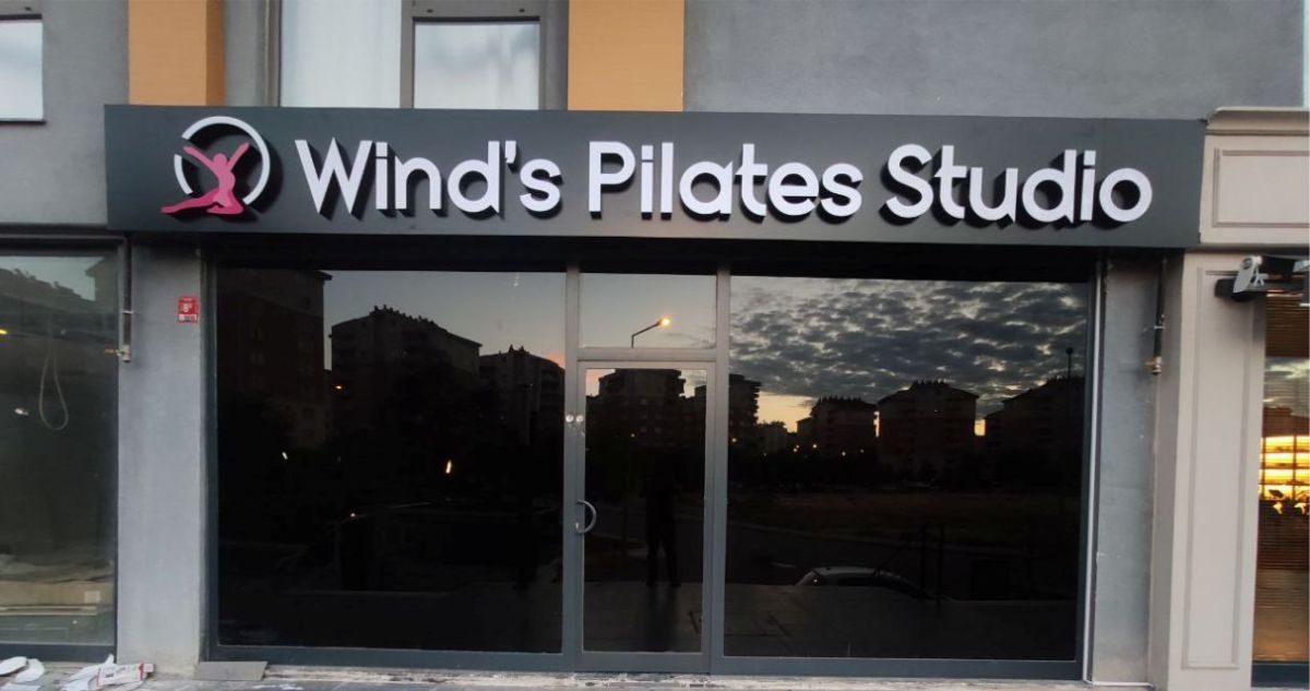 Winds Plates Studio Işıklı Kutu harf Tabela