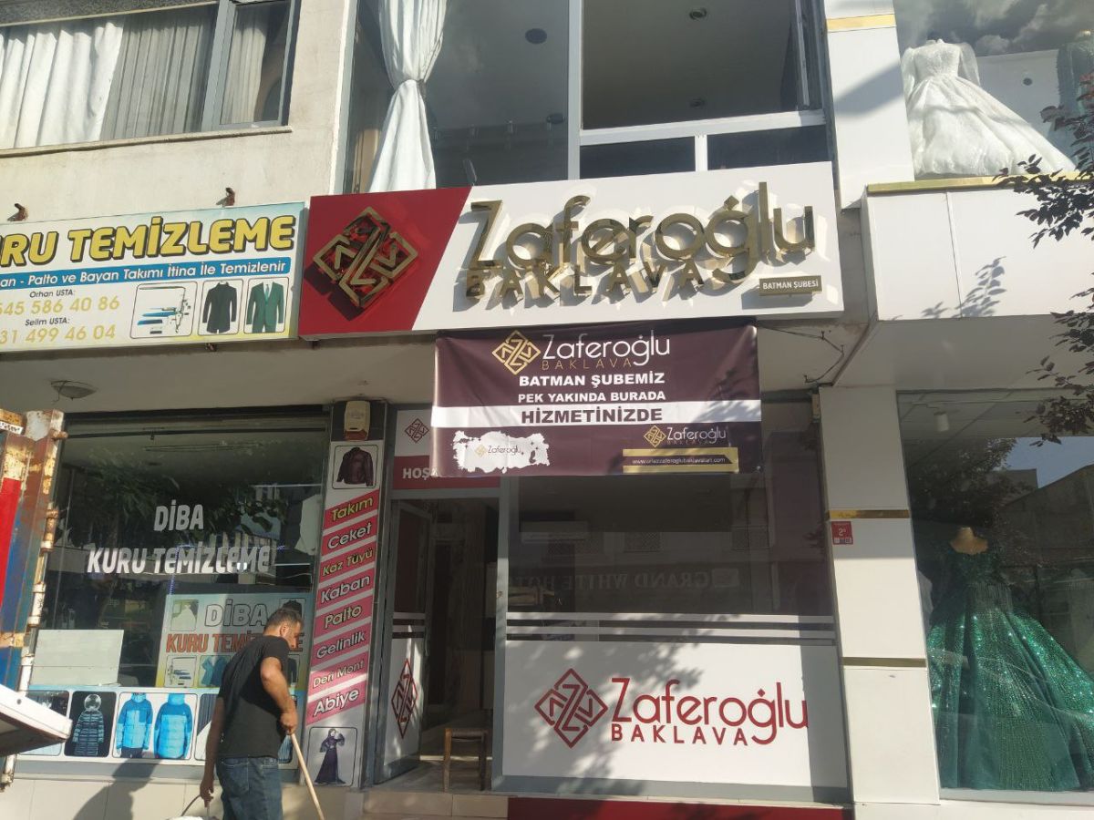 Zaferoğlu Baklava Işıklı Tabela