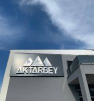 AKTARBEY Kompozit Üzeri Işıksız Kutu Harf Tabela