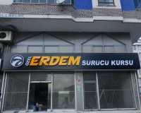 ERDEM SÜRÜCÜ KURSU Işıklı Kutu Harf Tabela
